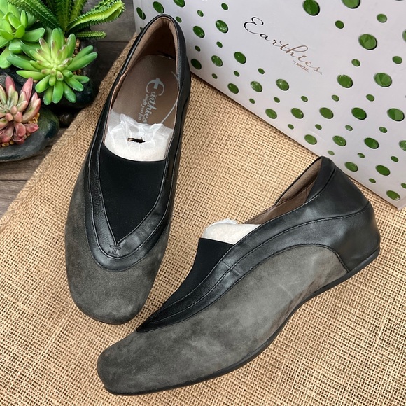NIB Earthies Ferro Suede Leather Flats Loafers Shoes Dark Grey 8.5B - Picture 1 of 12